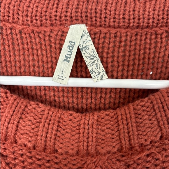 Mudd Drop Shoulder Cable Oversized Knit Sweater - Picture 4 of 4